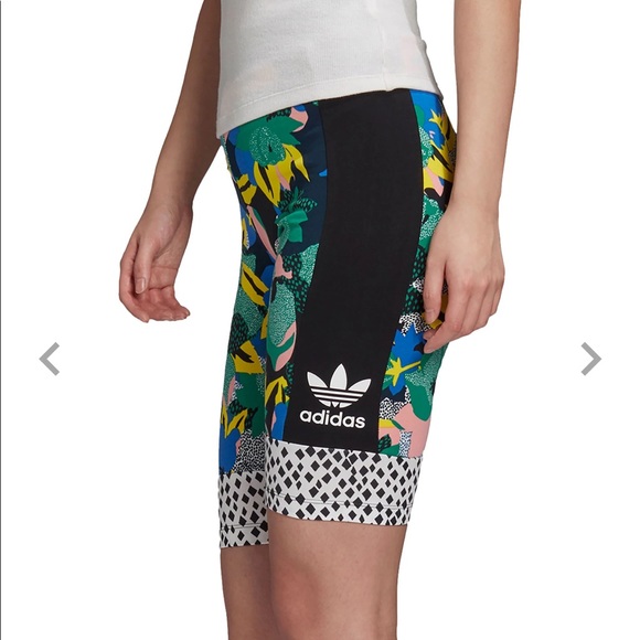Adidas Biker Shorts - Picture 3 of 6